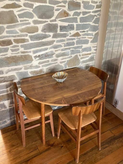 Ty Taf 2 Bed Cottage With Deck & Easy Transport Links Cardiff Exteriör bild